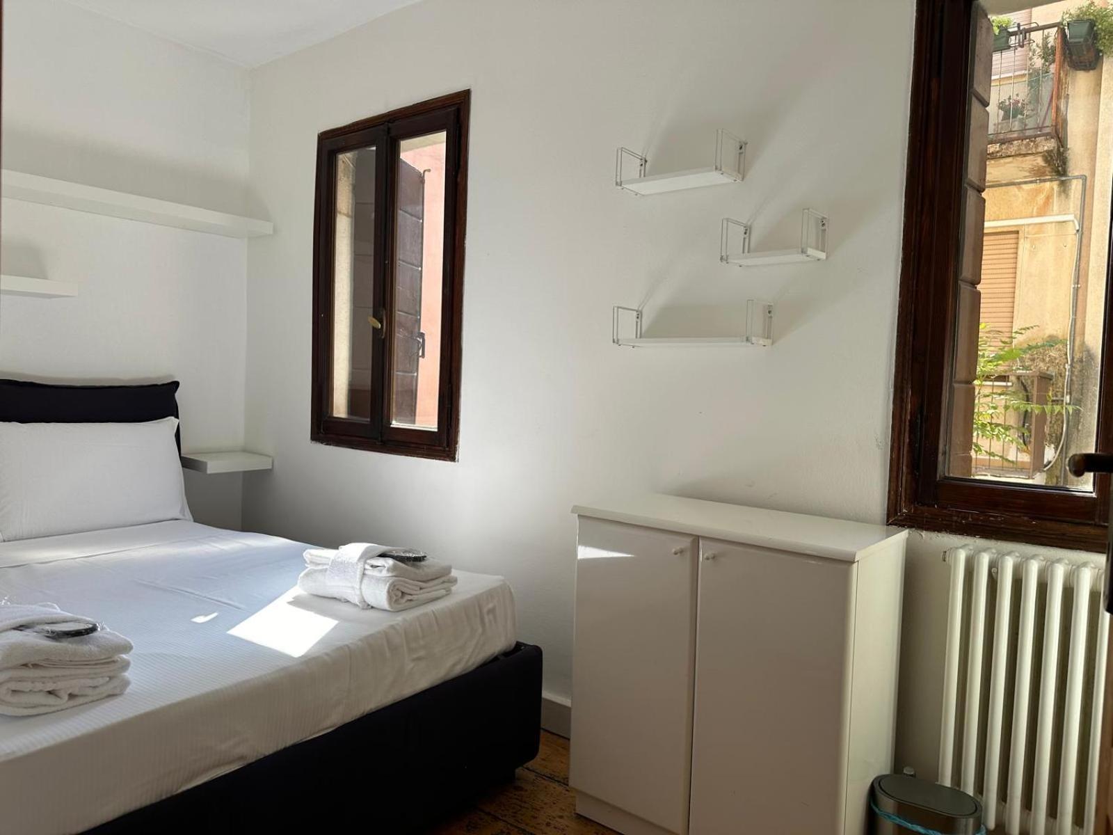 Appartement Welc-Om Battisti Cozy Flat à Padoue Extérieur photo